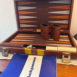 Classic Brown Backgammon Set